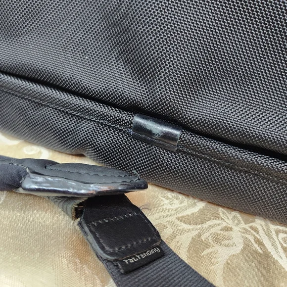 Tumi Expandable Briefcase Laptop Messenger Bag Black - Picture 5 of 16